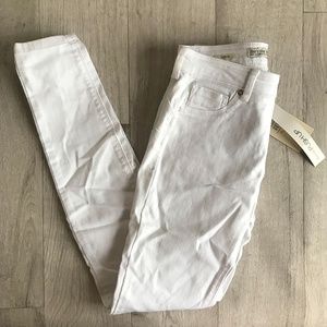 Bershka White Stretch Jeans